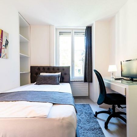 Iq130 Guesthouse Zurigo Esterno foto