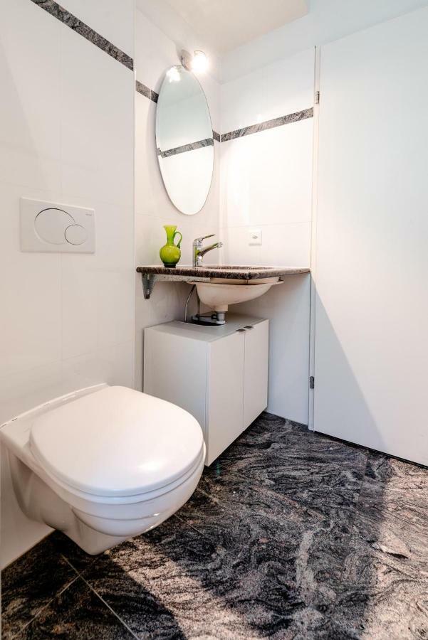 Iq130 Guesthouse Zurigo Esterno foto